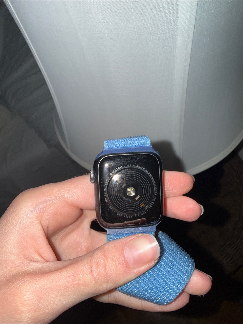 Apple Watch SE - Picture 2 of 2